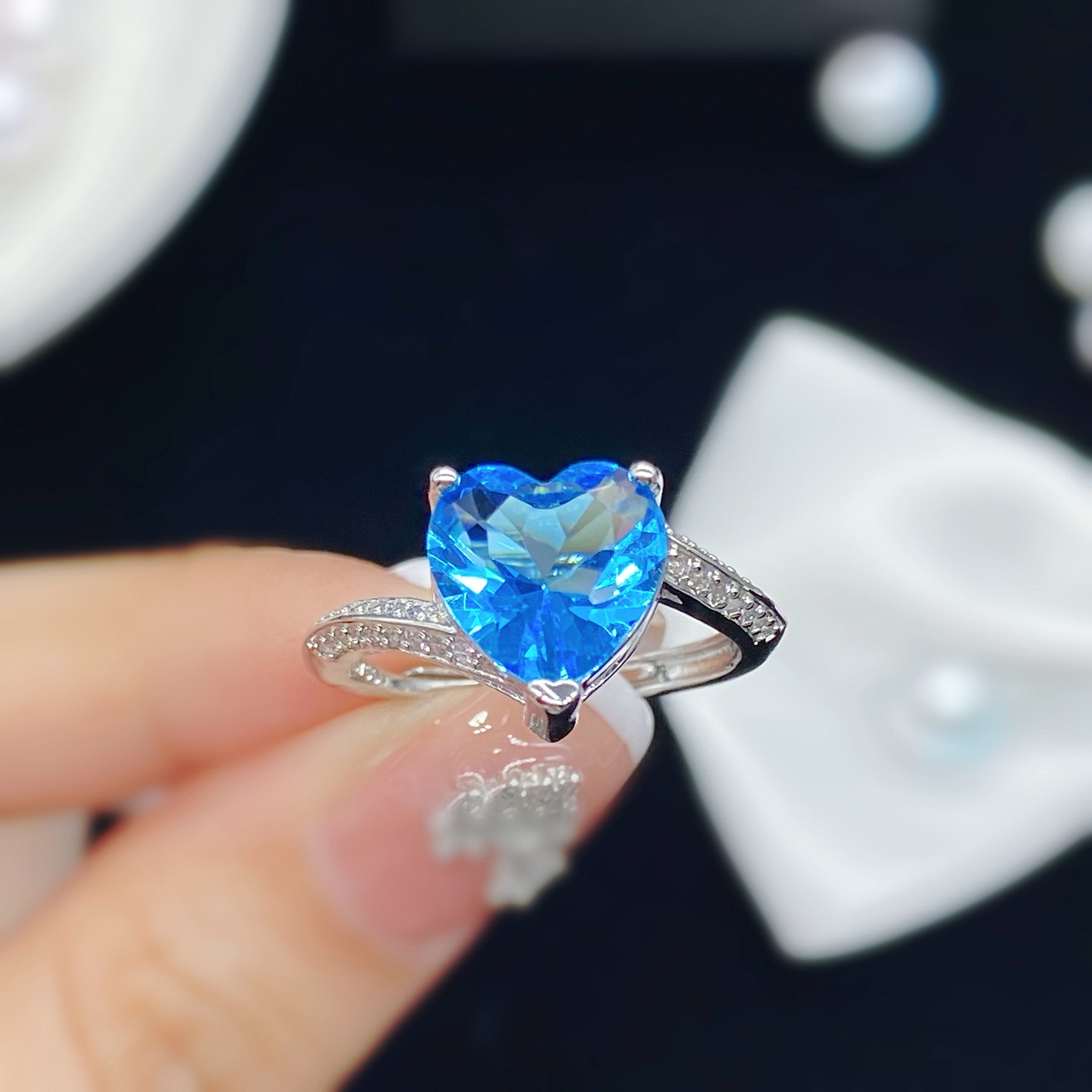 Joyas al por mayor Pink Heart Zircon Anillos de cobre